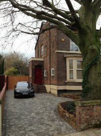 tegula-pennant-grey-and-dry-stone-wall